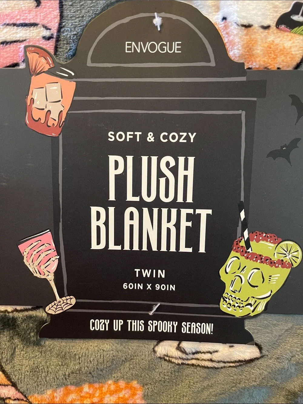 Envogue Halloween Plush Blanket in Gray, Orange & Neon Green